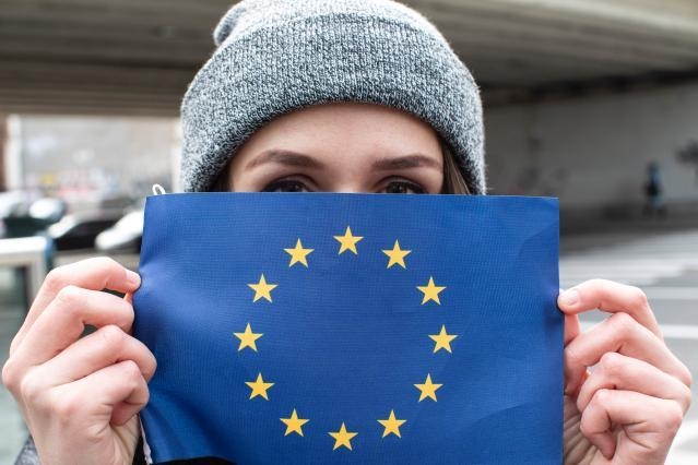 Komisja Europejska wzywa, by położyć kres zbrodni godzącej w prawa człowieka
